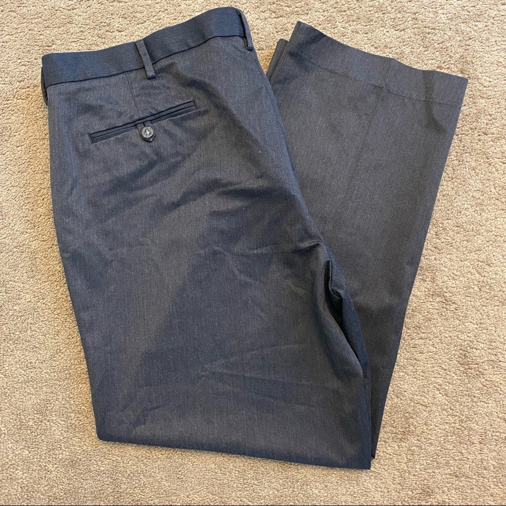 Dockers Classic Fit Iron Free Khaki Gray 42X30